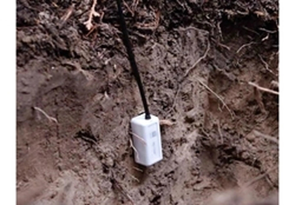 Hobo Soil Moisture & Temperature Bluetooth Data Logger